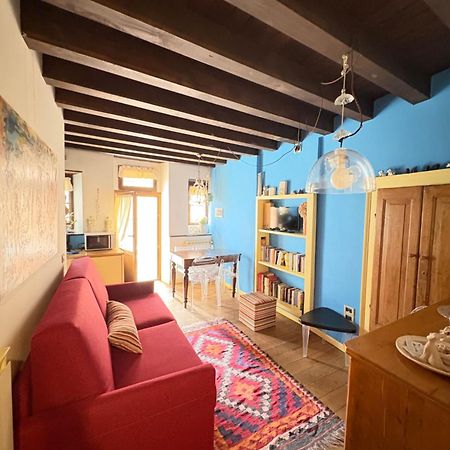 Casa Torrazzo Lejlighed Pisogne Eksteriør billede